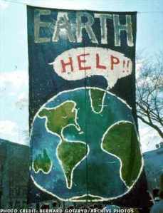 first-earth-day-1970_1366004188 earthday2013funphotos.com